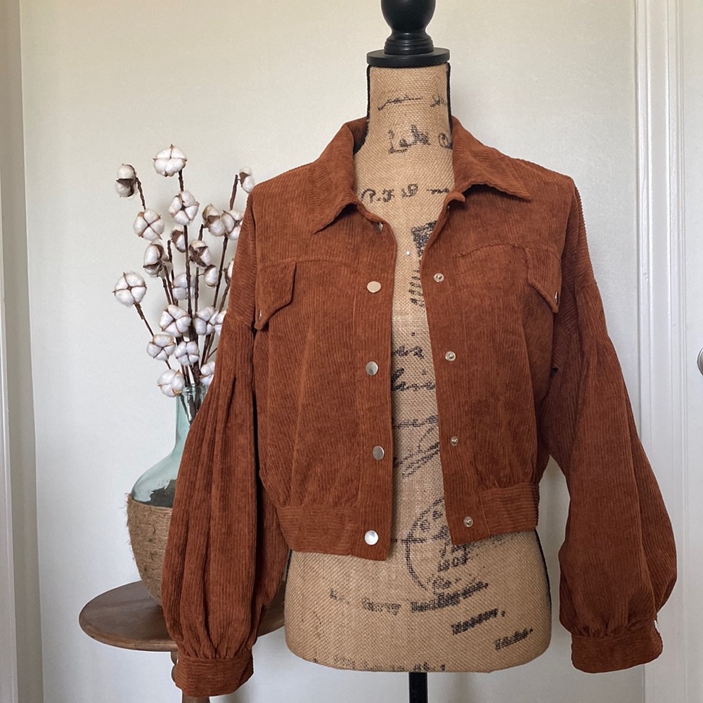 🚨[SOLD] Rust Corduroy Jacket